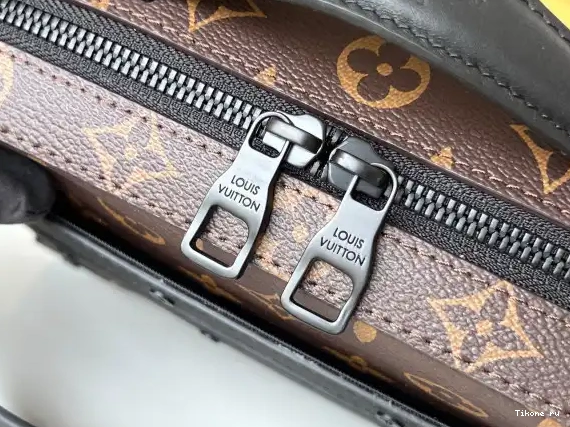 Affordable SOFT VUITTON LOUIS TRUNK HANDLE 0504